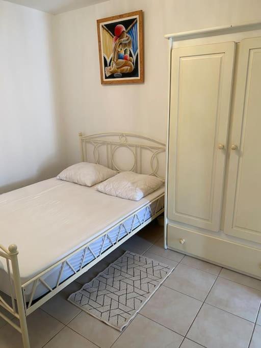 Appartement Proche De La Plage Saint-Pierre-la-Mer  Buitenkant foto