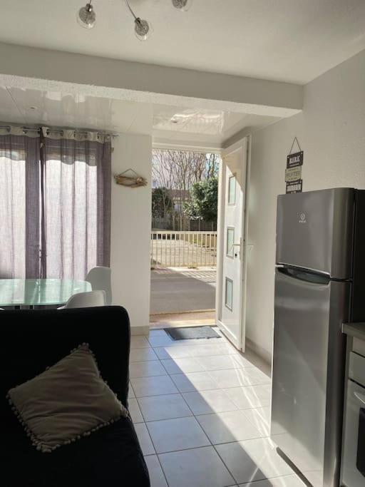 Appartement Proche De La Plage Saint-Pierre-la-Mer  Buitenkant foto